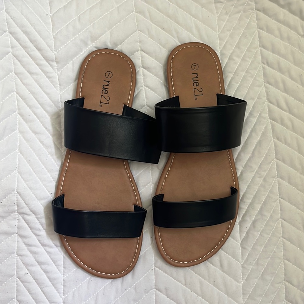 Rue 21 black flats